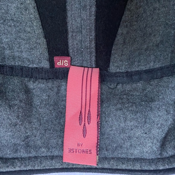 Three Stones Coat: Futuristic Cropped with Mao Collar, Detachable Neck, Buttons - Picture 15 of 16